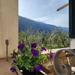 La Cesa Apartment *