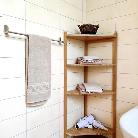 La Cesa Apartment *